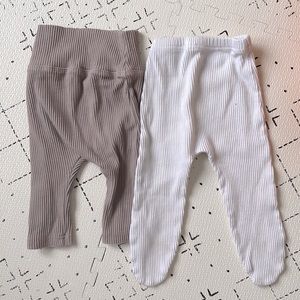 Baby’s ribbed pants with and without feeties